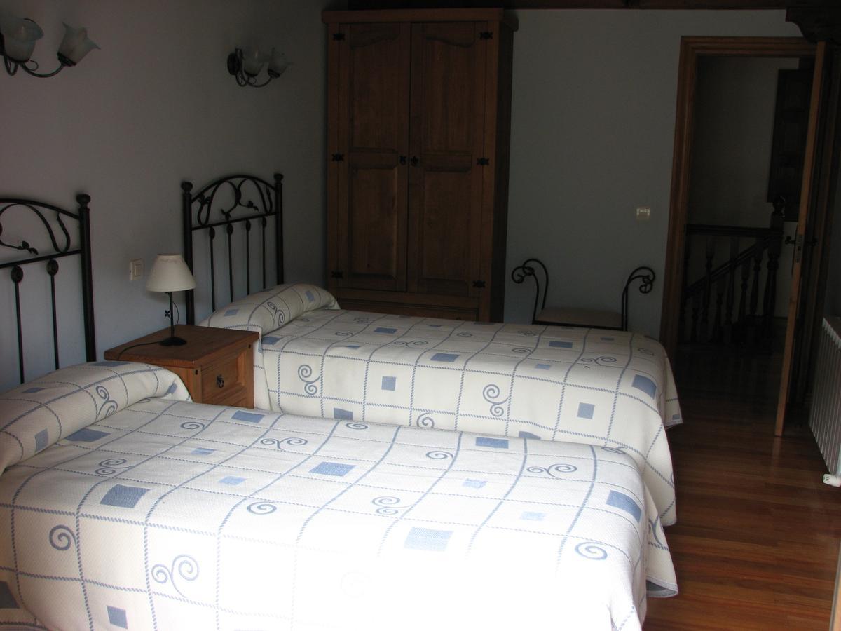Viviendas Rurales Aldea De Dosamantes Pesaguero-La Parte Exterior foto