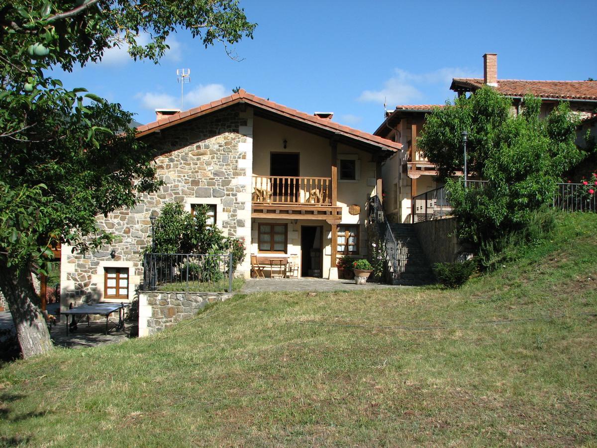 Viviendas Rurales Aldea De Dosamantes Pesaguero-La Parte Exterior foto