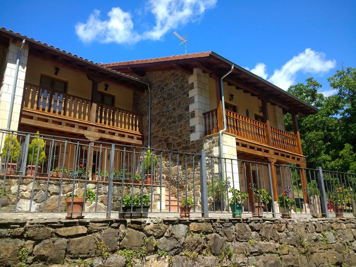 Viviendas Rurales Aldea De Dosamantes Pesaguero-La Parte Exterior foto